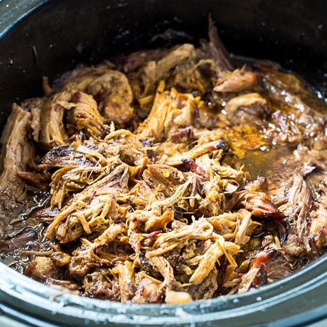 Crock Pot Teriyaki Pulled Pork is the perfect blend of sweet and salty and only 7 ingredients are needed. So moist, tender and flavorful! Teriyaki Pulled Pork, Slow Cooked Pulled Pork, Pork Crockpot Recipes, Kalua Pork, Best Crockpot Recipes, Crockpot Pulled Pork, Slow Cooker Apples, Balsamic Beef, Crockpot Pork