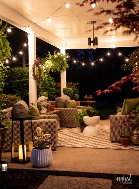 Outdoor Deck Decorating, Back Deck Decorating, Cozy Patio, Patio Inspiration, Outdoor Living Decor, Budget Patio, Apartment Patio Decor, Casa Exterior, Sofa Set Designs