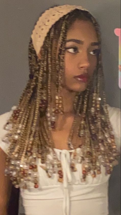 Gold Braids With Beads, Blond Braids With Beads, Braids With Clear Beads, Blonde Braids With Beads, Blonde Dreads, Blonde Braids, Braids With Beads, Braiding Hair, Fantasy Novel