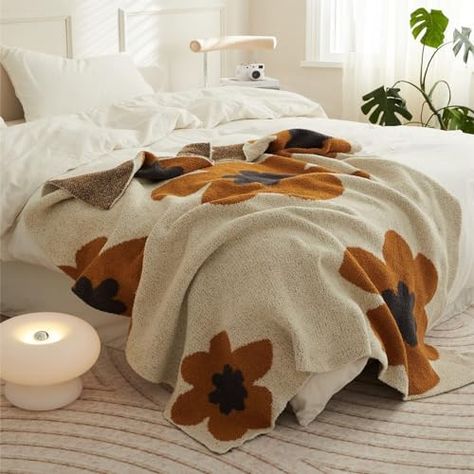 Amazon.com: GunziStreet Blanket Throw Big Flower Pattern Fuzzy Warm Fleece Microfiber for Couch Chairs Sofa Baby Home Decorative All Season (Chen Orange, 47'' x 59'') : Home & Kitchen Modern Blankets, Floral Blanket, Knit Throw Blanket, Crochet Home Decor, Soft Throw Blanket, Soft Floral, Luxury Blanket, Knitted Throws, Crochet Home