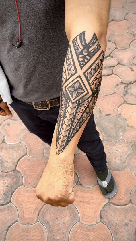 Polynesian / Maori tattoo [Video] | Tribal forearm tattoos, Tribal tattoos for men, Leg tattoos women Weave Tattoo Design, Maori Forearm Tattoo Design, Maori Tattoo Designs Men Sleeve, Maori Tattoo Designs Men Arm, Maori Arm Tattoo, Men's Forearm Tattoos, Polynesian Maori Tattoo, Polynesian Forearm Tattoo, Forearm Tattoo Ideas For Men