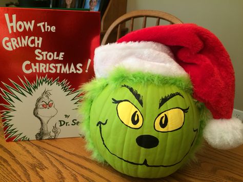 Storybook Character Pumpkin Decorating~ The Grinch The Grinch Pumpkin Painting, Storybook Character Pumpkins, Grinch Pumpkin, Book Character Pumpkins, Story Book Pumpkin, Halloween Pumpkin Crafts, Creative Pumpkin Painting, Creative Pumpkin Decorating, Contest Ideas