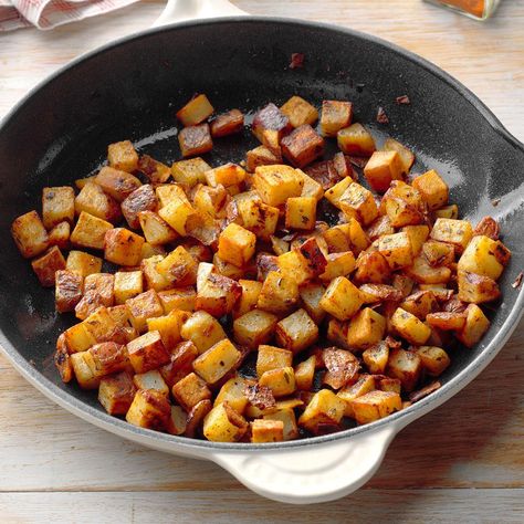 Skillet Red Potatoes Fried Red Potatoes, Breaded Pork Chops Baked, Red Potato Recipes, Potato Skillet, Red Potato, Baby Red Potatoes, Skillet Potatoes, Skillet Dishes, Breakfast Potatoes