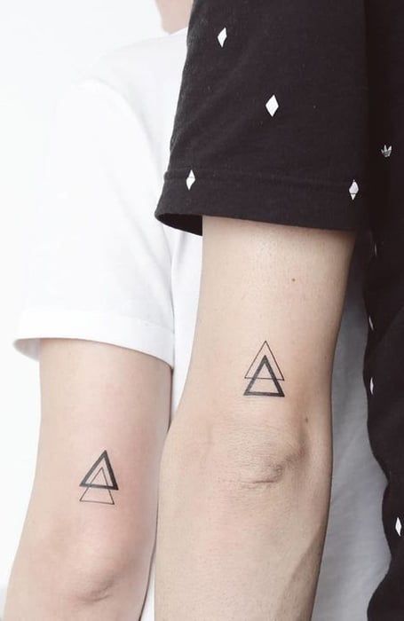 Simple Couples Tattoos, Adorable Tattoos, Pair Tattoos, Partner Tattoos, Twin Tattoos, Best Couple Tattoos, Small Matching Tattoos, Brother Tattoos, Tattoos Meaningful