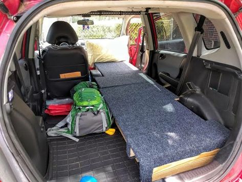 Honda Fit Camper, Honda Fit Camping, Camping Platform, Sleeping In Your Car, Campervan Bed, Suv Camper, Auto Camping, Honda Fit Jazz, Trip To Grand Canyon