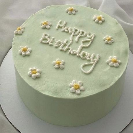 Happy Birthday Torte, Shopping Cake, Birthday Cake For Women Simple, Minimalist Cakes, Green Birthday Cakes, Rodjendanske Torte, 14th Birthday Cakes, 15th Birthday Cakes, Small Birthday Cakes