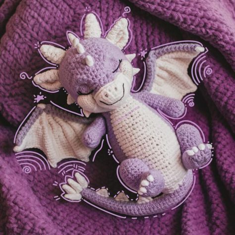 Dally The Dreamy Dragon: An Adorable Sleeping Dragon Crochet Pattern – The Yarnerina Dragon Crochet Pattern, Sleeping Dragon, Dragon Crochet, Crochet Dinosaur Patterns, Crochet Dragon Pattern, Crochet Toys Free Patterns, Crochet Animal Amigurumi, Crochet Dinosaur, Crochet Dragon