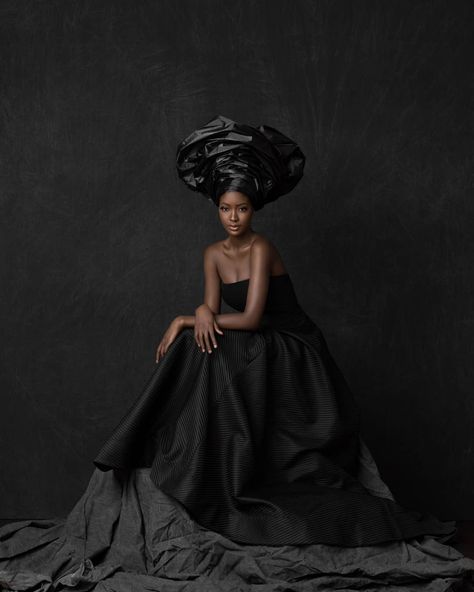 African Models Photoshoot, African Inspired Photoshoot, African Themed Photoshoot, African Photoshoot Ideas, Royalty Photoshoot, Shooting Photo Studio, Queen Photoshoot, Glam Shoot, African Photography