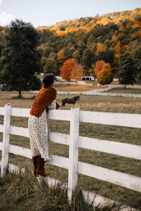 Little House On The Prairie Dress, Herbst Bucket List, This Time Tomorrow, Halloween Photography, Fall Mood Board, Kunst Inspiration, Fall Photoshoot, Autumn Vibes, Autumn Cozy