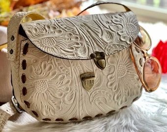 Tooled Leather Handbags, Small Leather Purse, Western Gifts, Tooled Leather Bag, Tooled Leather Purse, Western Purses, Denim Handbags, Bohemian Bags, Bags Leather Handbags