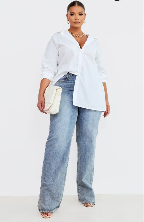 Oversized White Shirt Plus Size, White Shirts Outfits For Women, White Shirt And Jeans Outfit Plus Size, White Shirt Blue Jeans Outfit Women Plus Size, Oversized Shirt And Jeans Outfit Women, Oversized White Shirt Outfit Plus Size, Loose White Shirt Outfit Women, Blue Jean And White Top Outfits, Plus Size White Shirt Outfit