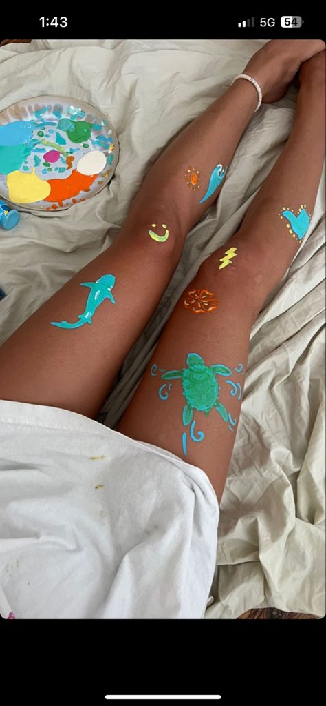 Summer Legs, Leg Painting, Leg Art, Summer To Do List, Summer Painting, Summer Fun List, Summer Goals, Summer Friends, Fun Diy Crafts