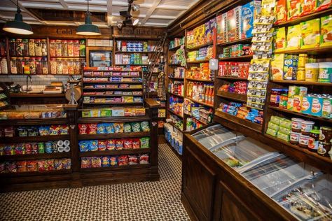 Small Grocery Store Design, Small Grocery Store, Small Store Design, Small Shop Interior, Grocery Store Design, Retail Store Interior Design, Supermarket Design, Retail Store Interior, Store Layout