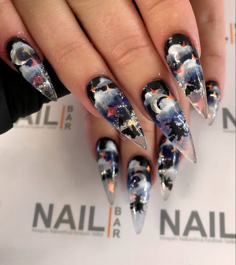 Witchy Halloween Nails, Fallen Angel Halloween, Angel Halloween, Beauty Nail Salon, Dragon Nails, Witchy Halloween, Edge Nails, Airbrush Nails, Nail Room