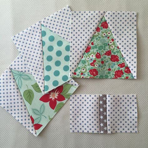 Christmas Tree Quilt Block, Quilts Christmas, Tree Quilt Block, Tree Quilt Pattern, Girls Crafts, Christmas Quilting Projects, Quilt Embroidery, Tree Quilts, Christmas Quilt Blocks