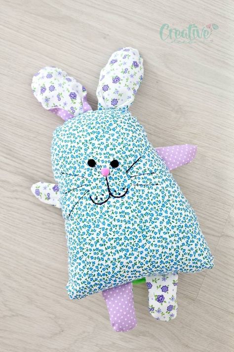 Scrap Fabric Bunny Pattern, Animal Pillows Pattern Sewing, Animal Pillows Pattern, Sewn Animals, Sew Tutorials, Bunny Sewing Pattern, Bunny Sewing, Button Projects, Pillow Sewing