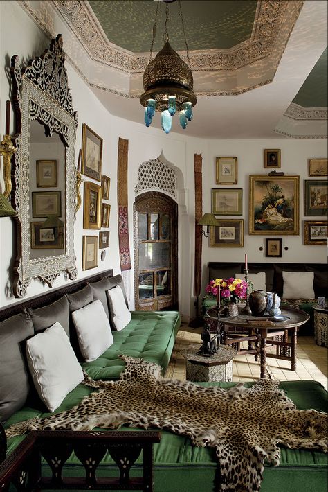 Vintage Maximalist Decor, Riad Marrakech, Moroccan Homes, Moroccan Interiors, Decor 2024, Maximalist Decor, French Designer, Moroccan Design, Moroccan Decor