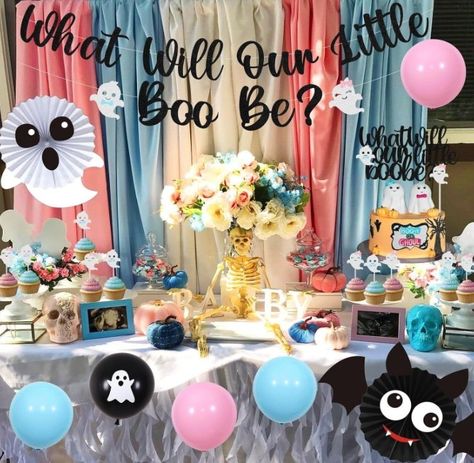 Halloween Gender Reveal — Mom's First Steps Ghost Gender Reveal Ideas, Rare Gender Reveal Ideas, Halloween Gender Reveal Invitations, October Gender Reveal Ideas, Halloween Gender Reveal Ideas, Gender Reveal Halloween, Gender Reveal Food, Halloween Pinata, Halloween Gender Reveal