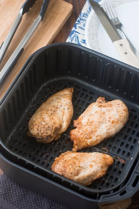 Air Fryer Chicken Breast Chicken Breast In Air Fryer, Air Fryer Chicken Breast, Philips Air Fryer, Easy Chicken Breast, Fried Chicken Breast, Simple Chicken, Air Fried Chicken, Air Fryer Recipes Chicken, Cook Chicken