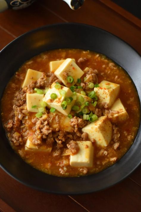 How To Make Japanese-Style Mapo Tofu (Mabo Dofu) Japanese Mapo Tofu, Mapo Tofu Vegetarian, Easy Mapo Tofu, Japanese Tofu Dishes, Japanese Recipes Traditional, Mapo Tofu Recipe Easy, Mabo Tofu, Japanese Tofu Recipes, Japanese Pronunciation