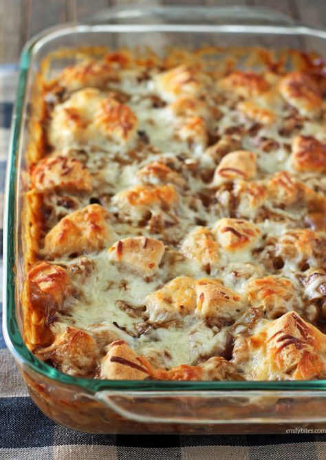 Bubble Up Swedish Meatball Casserole - Emily Bites Swedish Meatball Casserole, Bubble Up Enchiladas, Weight Watchers Casserole, Emily Bites, Meatball Casserole, Smart Points Recipes, Weight Watcher Dinners, Points Recipes, Bubble Up