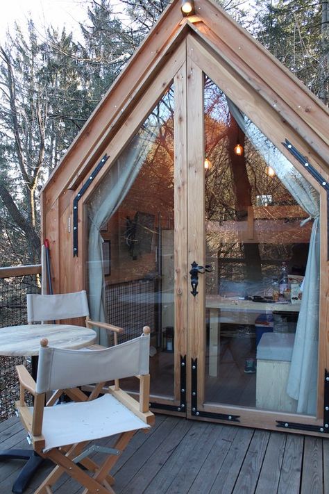 Glamping House, Homes Design Ideas, Unique Glamping, Small Cottage Designs, Glamping Cabin, Santa Helena, Fairytale House, Cabin Tent, Glamping Site