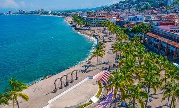 T0830PUERTOVALLARTA_C_HR [Credit: Puerto Vallarta Tourism Board] Puerto Vallarta Beach, Puerto Vallarta Hotels, Mexico Pictures, Famous Lighthouses, Honeymoon Cruise, Travel Mexico, Puerto Vallarta Mexico, Travel Spots, Puerto Vallarta