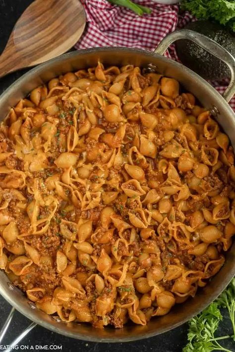 Beef taco pasta skillet recipe is comfort food at its best. Try this easy taco pasta recipe. Taco pasta skillet is so quick. Try cheesy taco pasta recipe. Conchitas Recipe, Taco Pasta Skillet, Beef Taco Pasta, Easy Taco Pasta, Taco Pasta Bake, Taco Pasta Recipe, Cheesy Taco Pasta, Taco Pasta Recipes, Air Fryer Recipes Keto