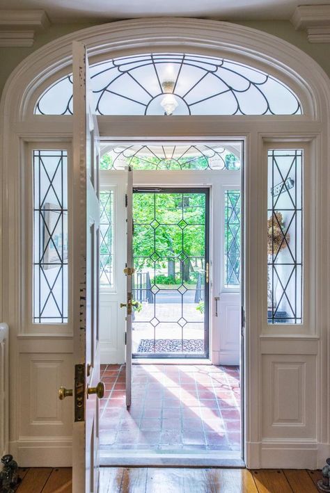 1920 Georgian Colonial - Entry & Vestibule w/ beveled glass windows, sidelights, transom Georgian Colonial House Interior Design, Colonial Mansion Interior, Georgian Colonial House, Entry Vestibule, Hall Doors, Georgian Colonial, Luxury Staircase, Georgian Mansion, Georgian Interiors