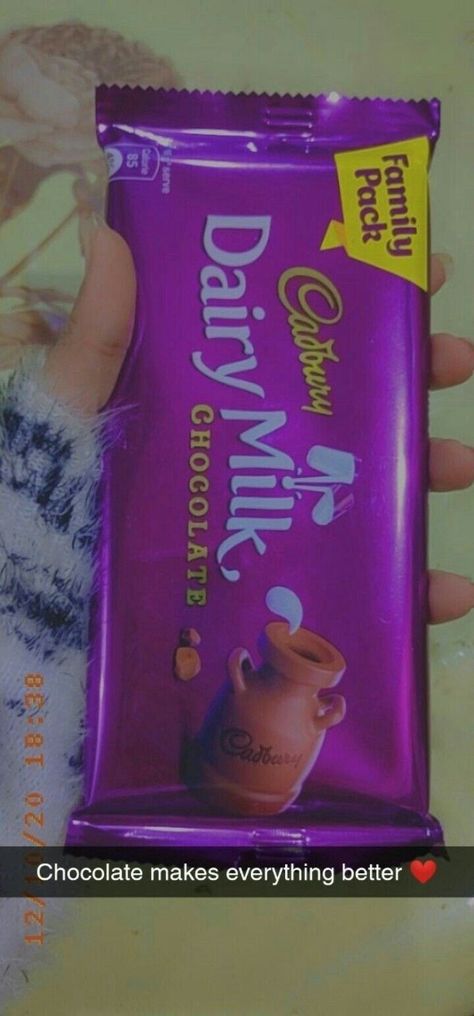 Yummy 😋 Dairy Milk Chocolate Snap, Chocolate Lovers Quotes, Amazing Food Photography, Blogger Poses, Funny Snapchat Pictures, Funny Snapchat, Chocolate Pictures, Food Captions, Tumblr Food