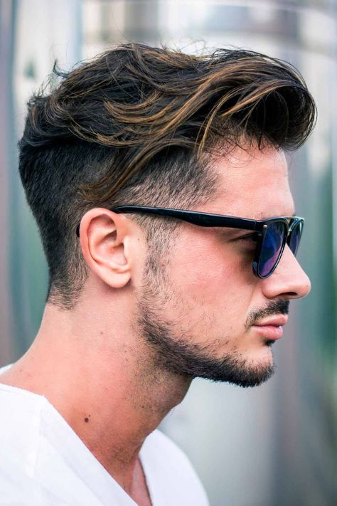 Brown Highlights On Black Hair Men, Boys Hair Highlights, Men Hair Color Highlights, Light Brown Hair Men, Haircuts Balayage, Trendy Highlights, Hairstyles With Highlights, Black Hair With Brown Highlights, Highlights For Men