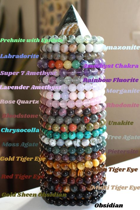 Crystal Bracelet Collection, Different Bead Types, Types Of Beads For Bracelet, Pretty Bracelets Bead, Amethyst Stone Bracelet, Beaded Crystal Bracelets, Crystal Bead Bracelet Ideas, Crystal Bracelets Aesthetic, Stone Bracelet Ideas