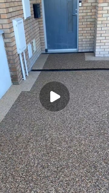 Pravish Howlodhur on Instagram: "Here's another Driveway Transformation completed using the Resin Bound Surfacing. Cappuccino Blend with a Cornfield Border. #resinboundsurfacing #resinboundpaving #resin #resinart #resinpour #driveway #drivewaytransformation #patio #pavers #paving #landscaping #construction #propertymaintenance #diyprav #pravhowto #reels" Resin Bound Driveways, Resin Driveway, Paving Ideas, Patio Pavers, Resin Pour, Driveway, Cappuccino, Landscaping, Patio