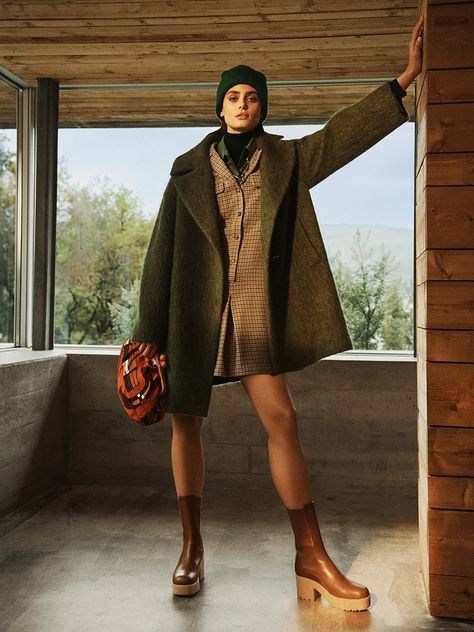 Lachlan Bailey, Haute Mess, Pink Puffer Jacket, Max Mara Coat, Max Mara Weekend, Creative Fashion Photography, Fashion Shoots, Taylor Hill, Weekend Max Mara