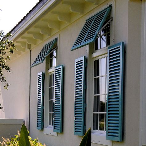 Bahama-3 Outside Shutters, Cottage Shutters, Bermuda Shutters, Colonial Shutters, Modern Shutters, Arsitektur Kolonial, Types Of Shutters, Window Shutters Exterior, Bahama Shutters