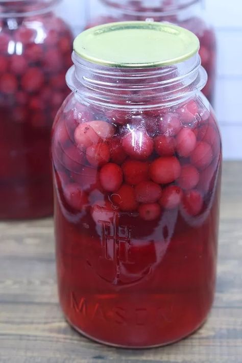 Canning cranberry juice with whole cranberries is an incredibly easy way to make homemade cranberry juice. This makes a delicious juice that you drink plain or use in recipes or to make mixed drinks.
 
Canning whole cranberries for juice is my preferred way to make homemade cranberry juice. Store bought juice is full of sugars and sometimes even high fructose corn syrup.Yes, this cranberry juice recipe for canning does have sugar, but it's necessary to extract the juice from the berrie… Cranberry Drink Recipes, Canning Cranberry Juice, Canning Cranberry, Cooking Cranberries, Chocolate Pumpkin Muffins, Cranberry Drinks, Canned Cranberries, Baked Apple Recipes, Canned Juice