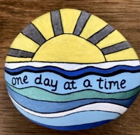 Rock Painting Ideas For Beginners, Easy Rock Painting Ideas, Easy Rock Painting, Inspirational Rocks, Holguin, Painting Ideas For Beginners, Rock Painting Ideas, Painted Rocks Kids, Painted Rocks Craft