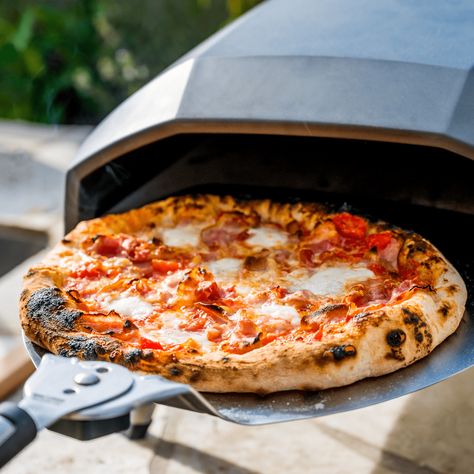 12 of the Best Outdoor Pizza Ovens for Your Backyard Best Outdoor Pizza Oven, Home Pizza Oven, Electric Pizza Oven, Portable Pizza Oven, Gas Pizza Oven, Four A Pizza, Best Homemade Pizza, Smart Oven, Countertop Oven