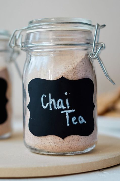 Chai Drink Mix Recipe Mason Jar Food Gift Christmas Recipes Cookies, Mason Jar Food, Body Butter Recipes, Chia Tea, Mason Jar Gifts Recipes, Jar Food Gifts, Mason Jar Cookie Recipes, Slow Cooker Apple Butter, Mason Jar Drinks