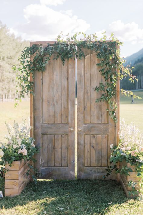 Outdoor Wedding Doors, Outdoor Wedding Entrance, Wedding Door Decorations, Elegant Mountain Wedding, Door Backdrops, Wedding Alters, Wedding Isles, Wedding Doors, Ceremony Details