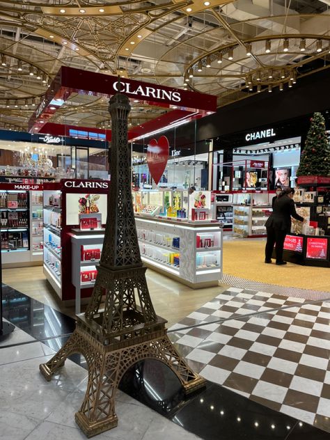 France Airport, Airport Ads, Italy In March, Airport Vibes, Paris Airport, Charles De Gaulle Airport, Airport Aesthetic, San Dimas, Paris Girl