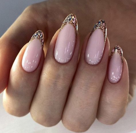 Glitter French Nails, Unghie Sfumate, Nagel Tips, Gold Nail, Her Nails, Almond Acrylic Nails, Sparkle Nails, Glam Nails, Nail Designs Glitter