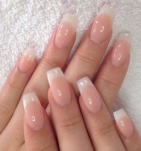 Coffin With French Tips, Acrylic Nails Ideas Natural Colors, Natural Acrylic Nails Coffin French Tip, Natural Gel Nails Coffin, Nail Designs American Manicure, American Manicure Nails Acrylic Coffin, American Acrylic Nails Natural, Natural Acrylic Nails Coffin Short, Natural French Acrylics