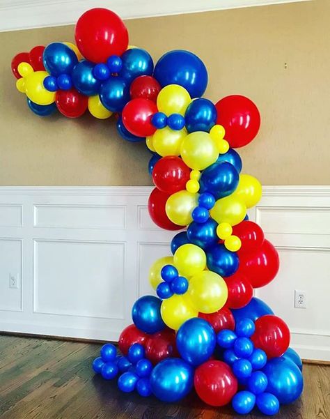 Spiderman Decorations, Pokemon Decor, Monster Truck Party, Fiesta Theme Party, Childrens Meals, Balloon Kits, Yellow Balloons, Garland Arch, Pokemon Party