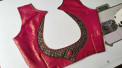 Blouse Back Patchwork Design, Patchwork Blouse Designs, Normal Blouse Designs, Paithani Blouse Design, Normal Blouse, Paithani Blouse, 50 Blouse Designs, Lace Blouse Design, Patch Work Blouse Designs