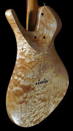 Luthier Guitar, Guitar Finishing, Guitar Pics, Unique Guitars, Guitar Collection, Classic Guitar, Guitar Gear, Guitar Tips, Beautiful Guitars