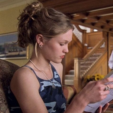 Kat Stratford, Julia Stiles, 10 Things I Hate About You, A Woman, 10 Things, Hair