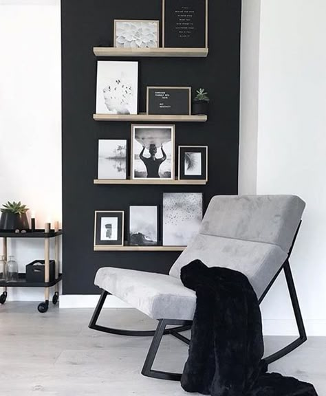 Black And White Living Room, Gallery Wall Inspiration, Chair Ideas, White Living Room, Living Room Decor Apartment, Black Wall, Inspiration Wall, Black Walls, Living Room Inspiration