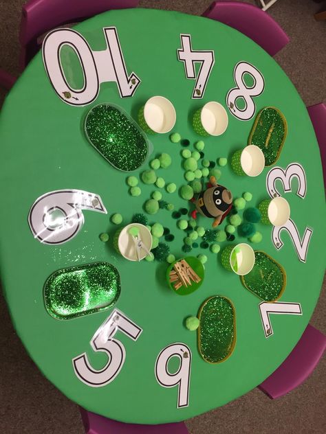 Evil pea counting Supertato Crafts, Castles Eyfs, Superhero Writing Activities, Supertato Eyfs, Eyfs Superheroes, Eyfs Topics, Superheroes Eyfs, Fairy Tales Preschool Activities, Superhero Writing