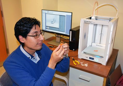 3D printing helps N.Y. children's hospital customize assistive tech Health Device, Leg Support, 3d Printing Projects, Cost Saving, Childrens Hospital, 3d Printer, Printer, 3d Printing